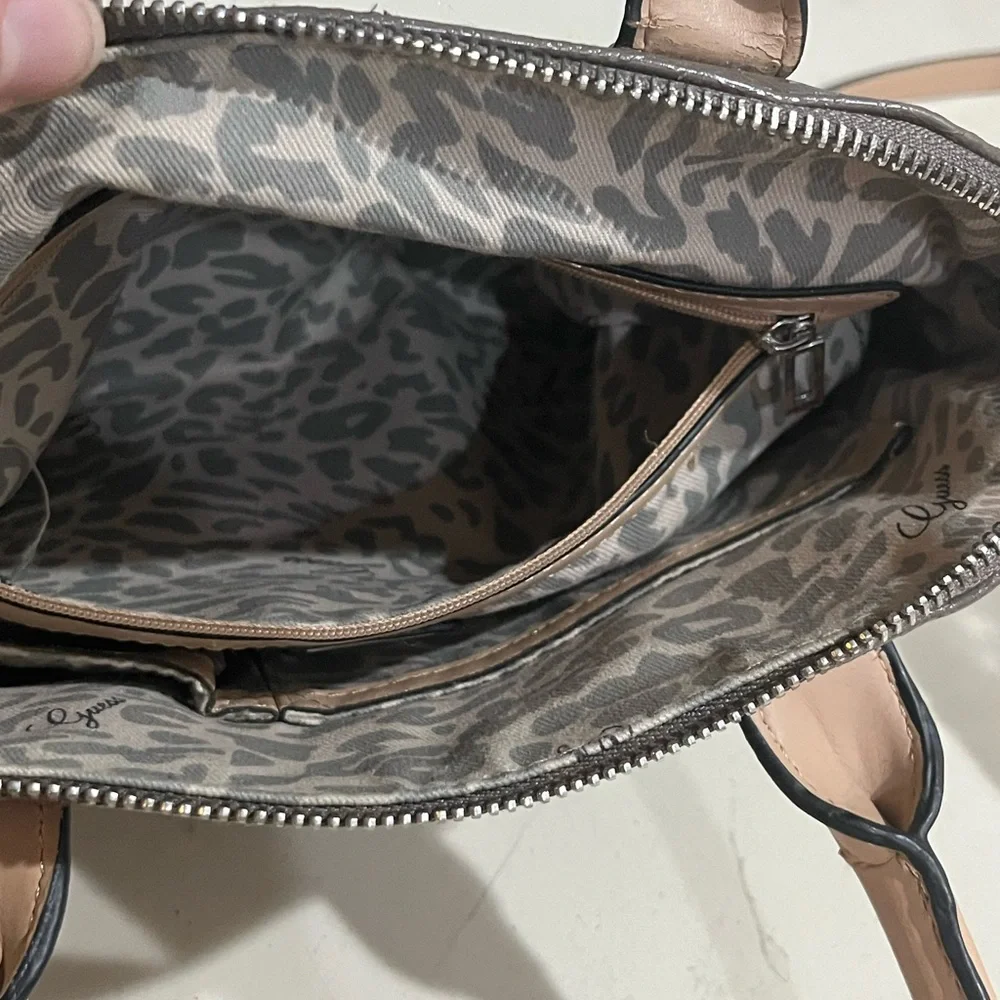 Guess monogram bag, taupe